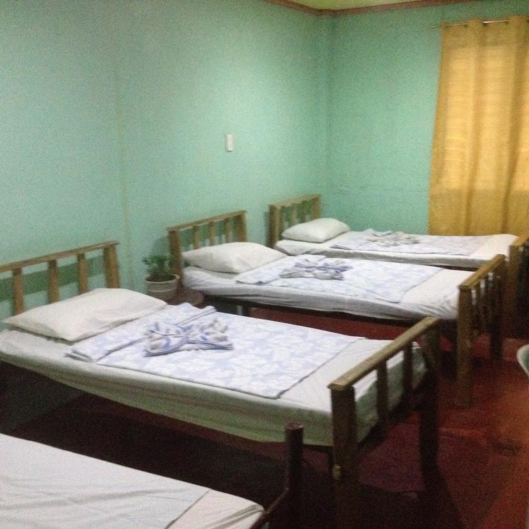 Dhayne Pension Puerto Princesa Rum bild